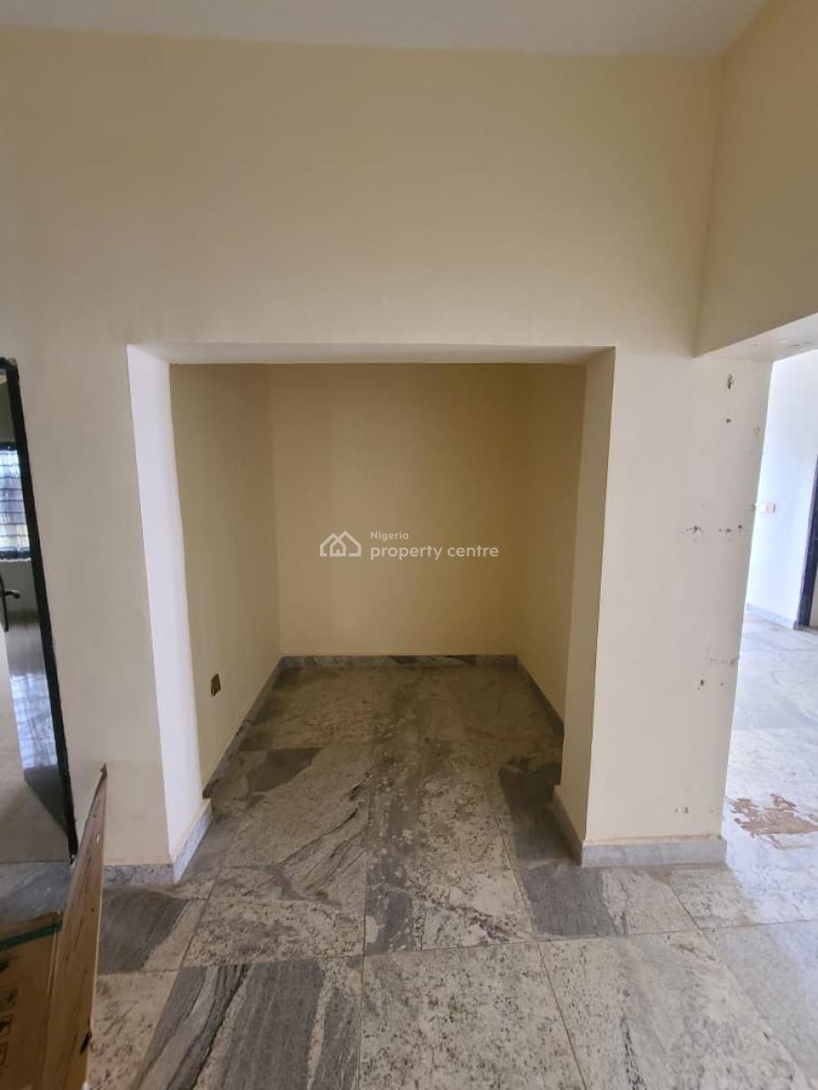 3bedroom Block of Flat, Standard Estate, Galadimawa, Abuja, Flat / Apartment for Rent