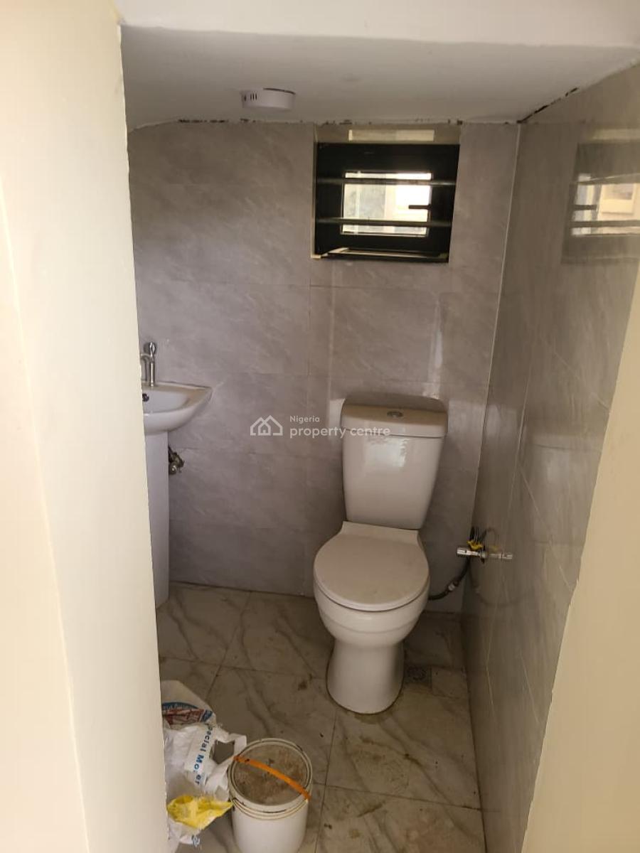 3bedroom Block of Flat, Standard Estate, Galadimawa, Abuja, Flat / Apartment for Rent