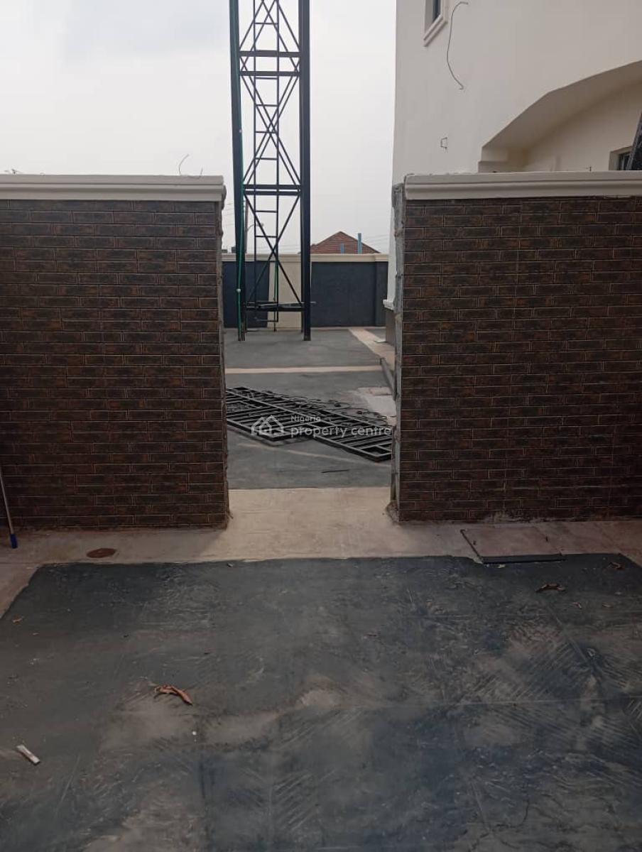 2bedroom Apartment, Standard Estate, Galadimawa, Abuja, Flat / Apartment for Rent