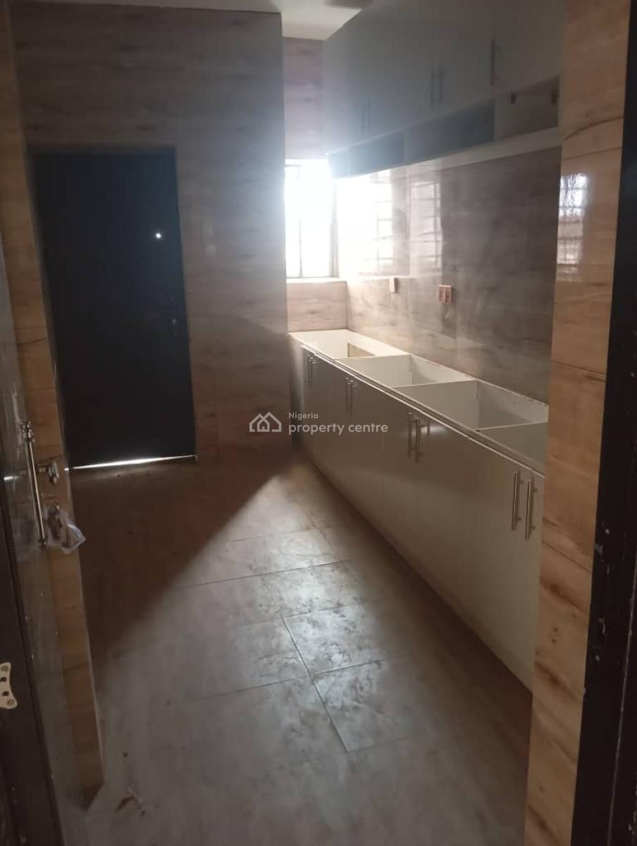 2bedroom Apartment, Standard Estate, Galadimawa, Abuja, Flat / Apartment for Rent