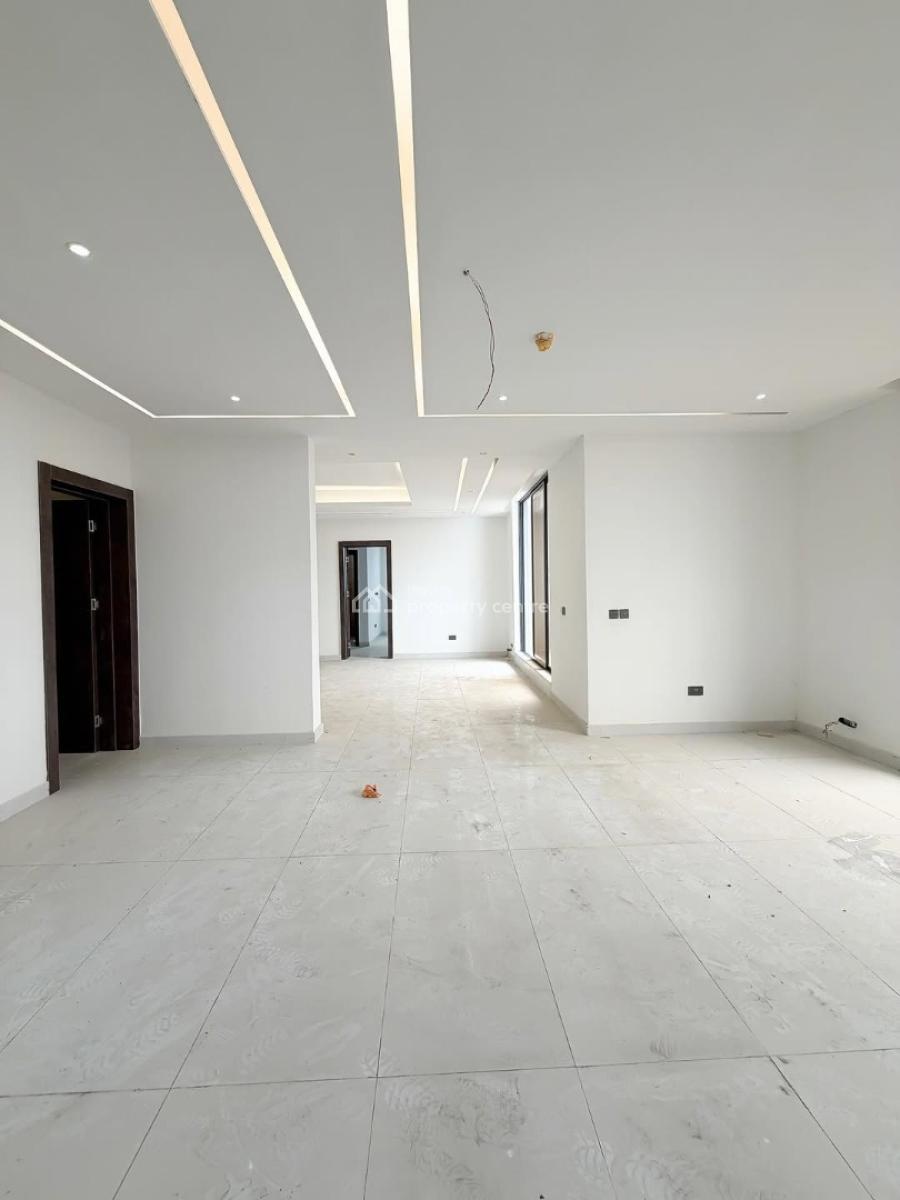 3 Bedroom Penthouse+ Boxroom, Lekki Phase 1, Lekki Phase 1, Lekki, Lagos, Flat / Apartment for Sale