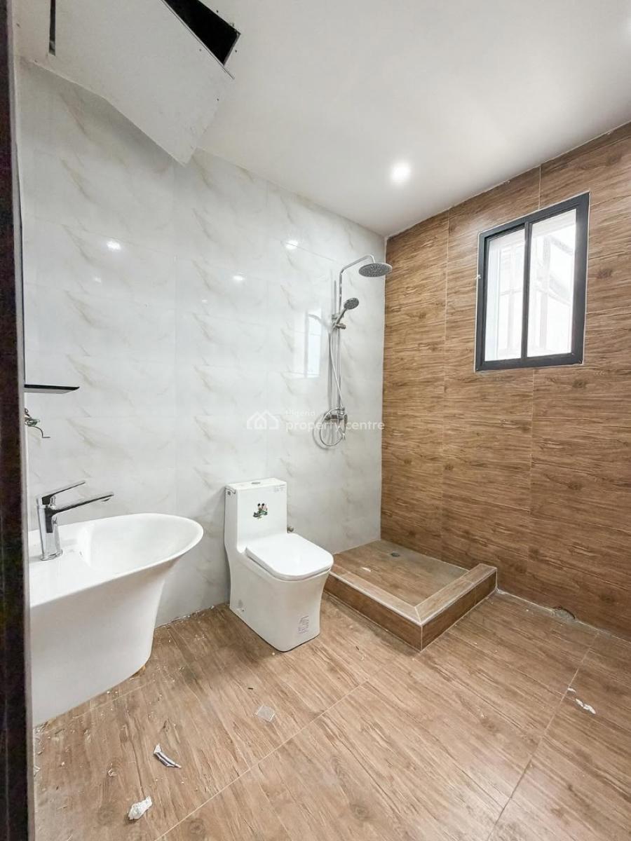 3 Bedroom Penthouse+ Boxroom, Lekki Phase 1, Lekki Phase 1, Lekki, Lagos, Flat / Apartment for Sale