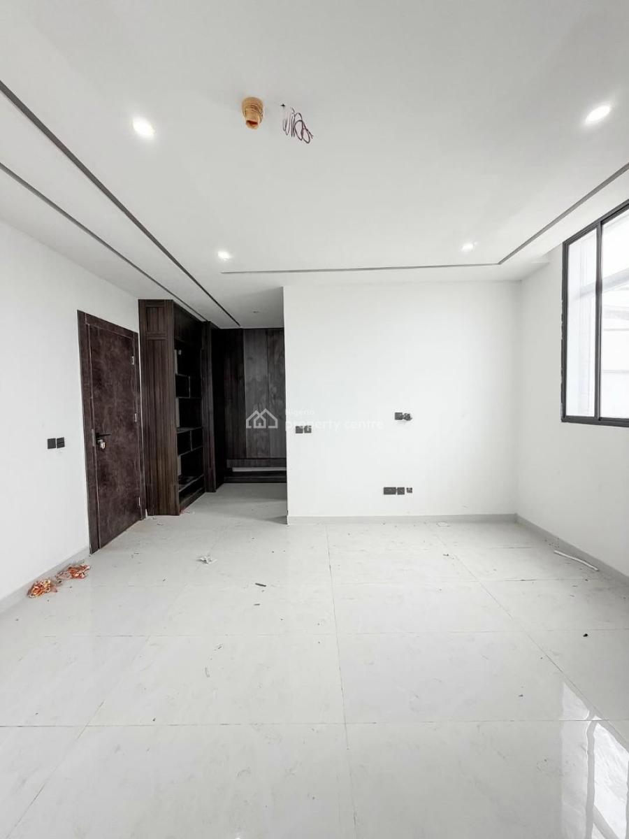 3 Bedroom Penthouse+ Boxroom, Lekki Phase 1, Lekki Phase 1, Lekki, Lagos, Flat / Apartment for Sale