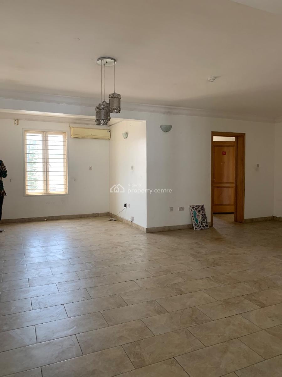 3bedroom Luxurious Apartment with a Bq in an Estate, Lekki Phase 1, Lekki Lagos, Lekki Phase 1, Lekki, Lagos, Flat / Apartment for Rent