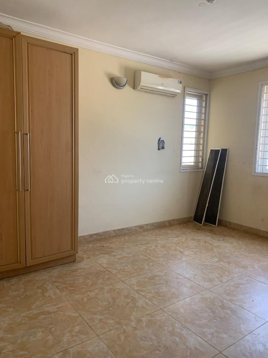 3bedroom Luxurious Apartment with a Bq in an Estate, Lekki Phase 1, Lekki Lagos, Lekki Phase 1, Lekki, Lagos, Flat / Apartment for Rent