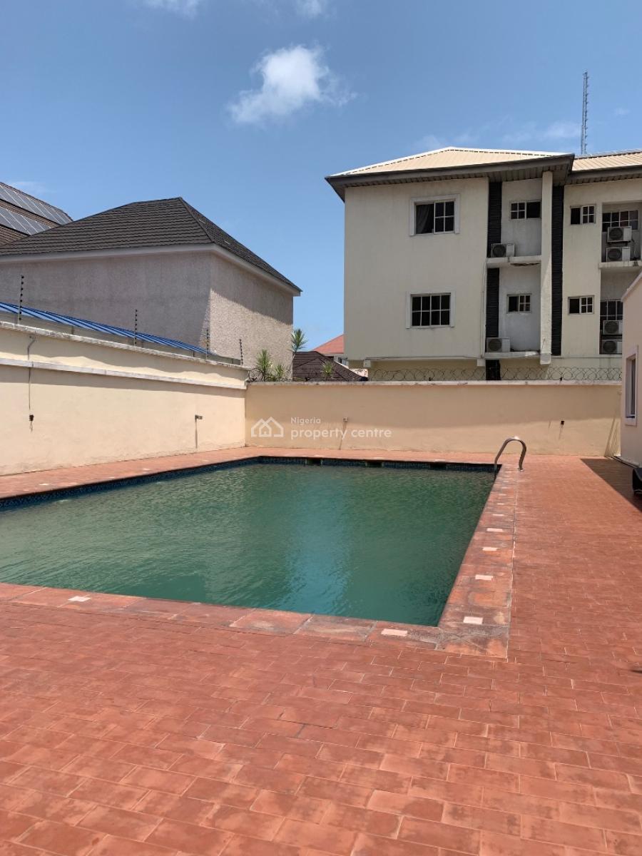 3bedroom Luxurious Apartment with a Bq in an Estate, Lekki Phase 1, Lekki Lagos, Lekki Phase 1, Lekki, Lagos, Flat / Apartment for Rent