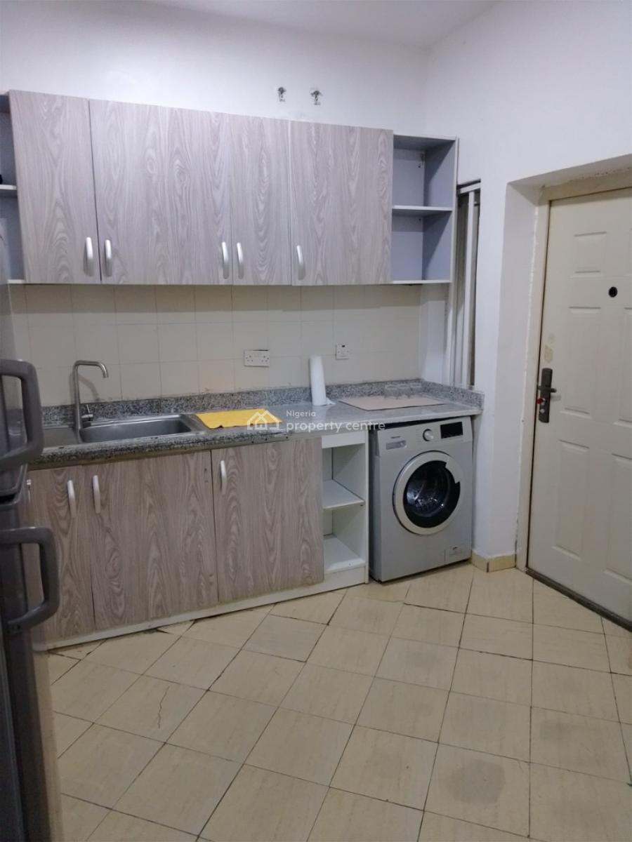 Well Furnished 3 Bedroom Flat 2nd Floor, Prime Waters Garden 2, Lekki, Lagos, Flat / Apartment for Rent