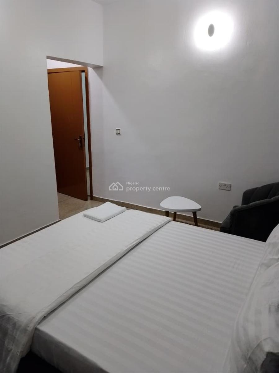 Well Furnished 3 Bedroom Flat 2nd Floor, Prime Waters Garden 2, Lekki, Lagos, Flat / Apartment for Rent