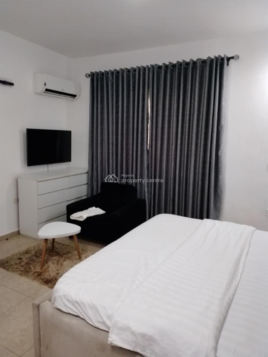 Well Furnished 3 Bedroom Flat 2nd Floor, Prime Waters Garden 2, Lekki, Lagos, Flat / Apartment for Rent