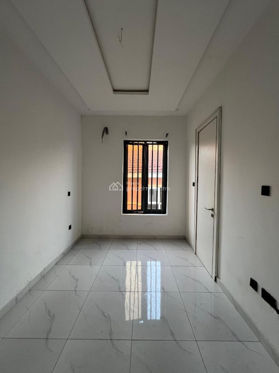 4bedroom Terrace Duplex, Mobil Road, Ilaje, Ajah, Lagos, Terraced Duplex for Rent