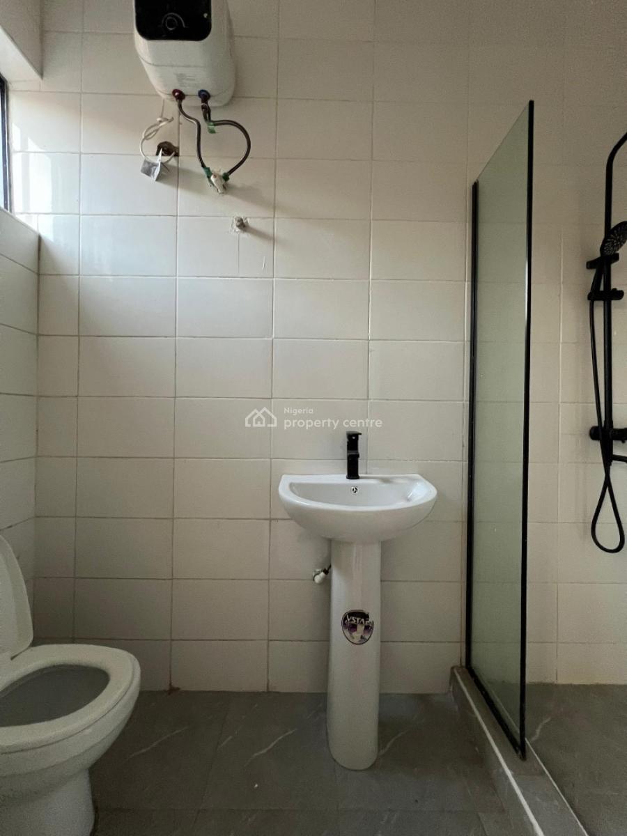 4bedroom Terrace Duplex, Mobil Road, Ilaje, Ajah, Lagos, Terraced Duplex for Rent