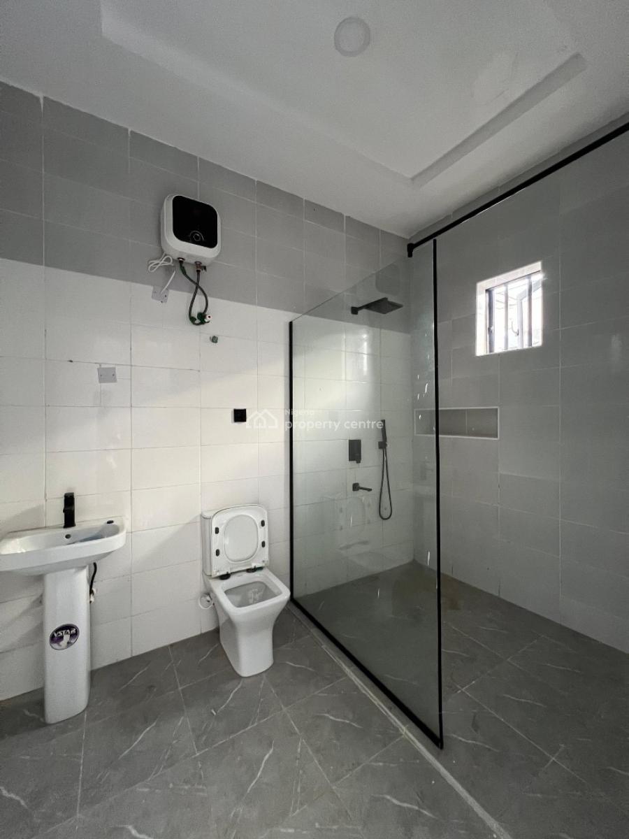 4bedroom Terrace Duplex, Mobil Road, Ilaje, Ajah, Lagos, Terraced Duplex for Rent