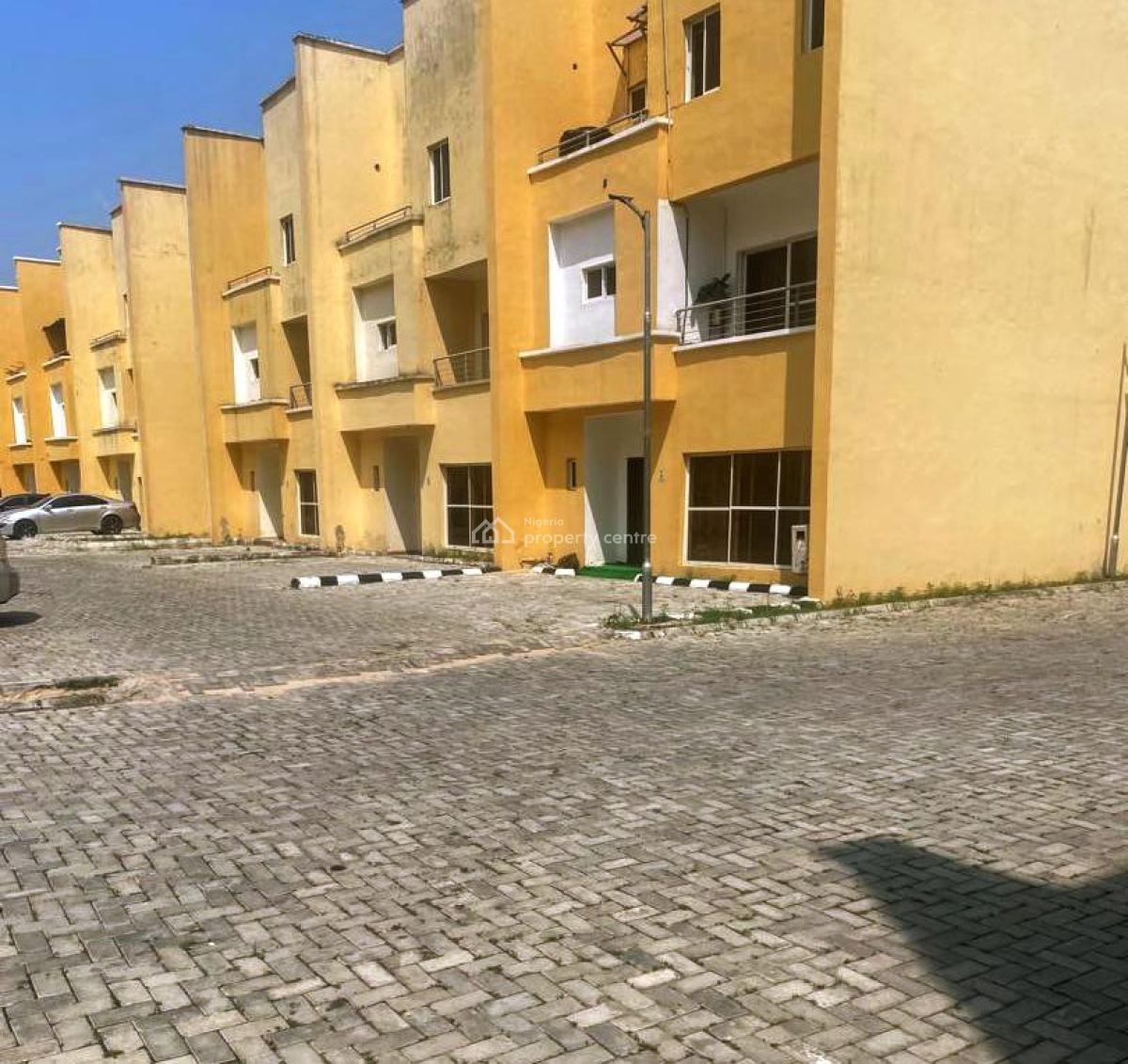 Spacious 2 Bedroom Apartment, Lekki, Lagos, Flat / Apartment for Rent