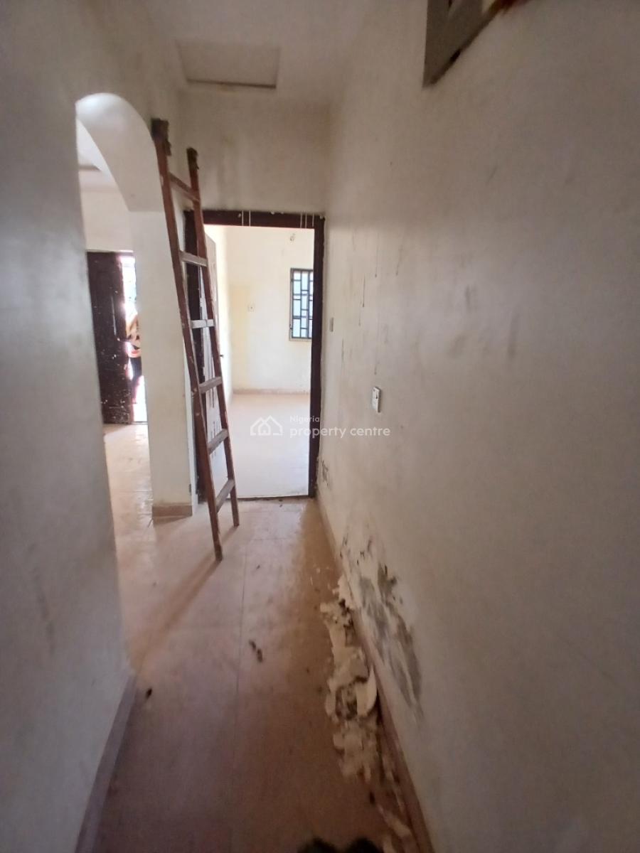 Luxury 2 Bedrooms, 3 Toilets, All Rooms En Suite, Dawaki, Gwarinpa, Abuja, Flat / Apartment for Rent