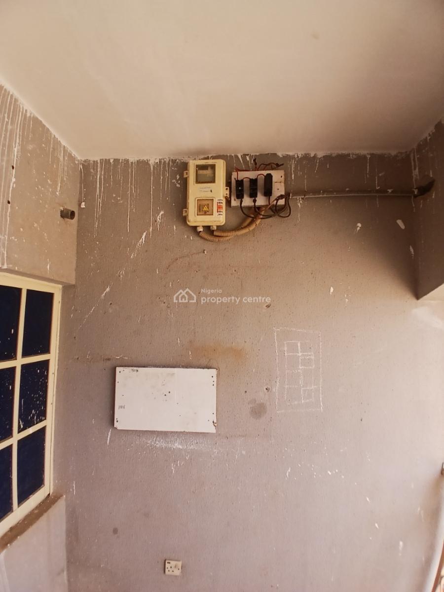 Luxury 2 Bedrooms, 3 Toilets, All Rooms En Suite, Dawaki, Gwarinpa, Abuja, Flat / Apartment for Rent