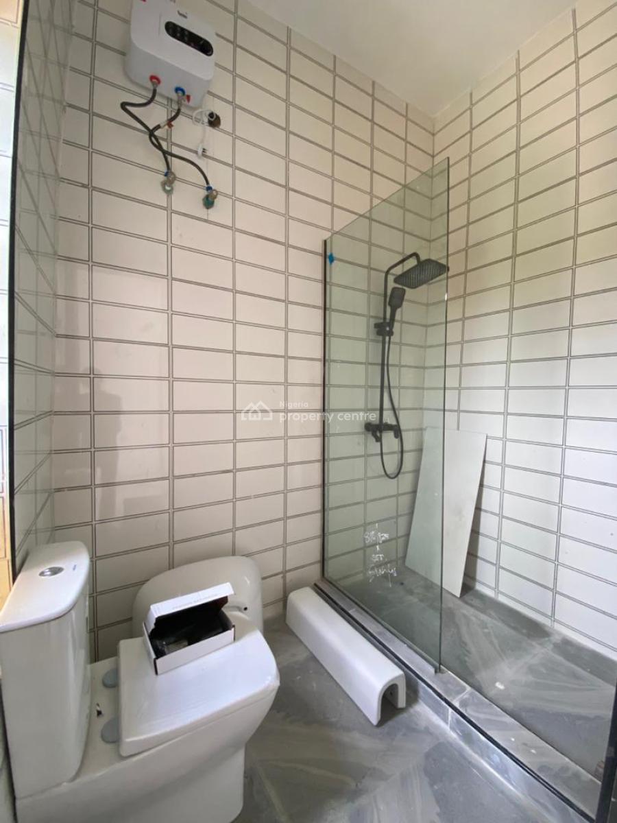 Breath Taking 2 Bedroom Apartment with a Gym & Swimming Pool, Abraham Adesanya, Ajah, Lagos, Flat / Apartment for Sale