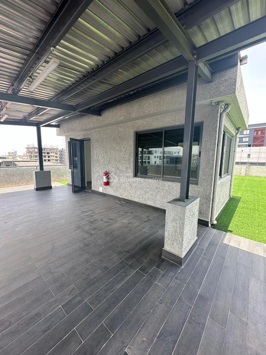 a Rooftop Terrace Space Measuring 600sqms Suitable for Lounge & Restau, Lekki Phase 1, Lekki, Lagos, Office Space for Rent