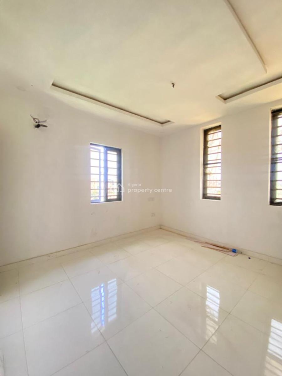 Elegant 3 Bedroom Apartment with a Bq and Gym, Abraham Adesanya, Ajah, Lagos, Flat / Apartment for Sale