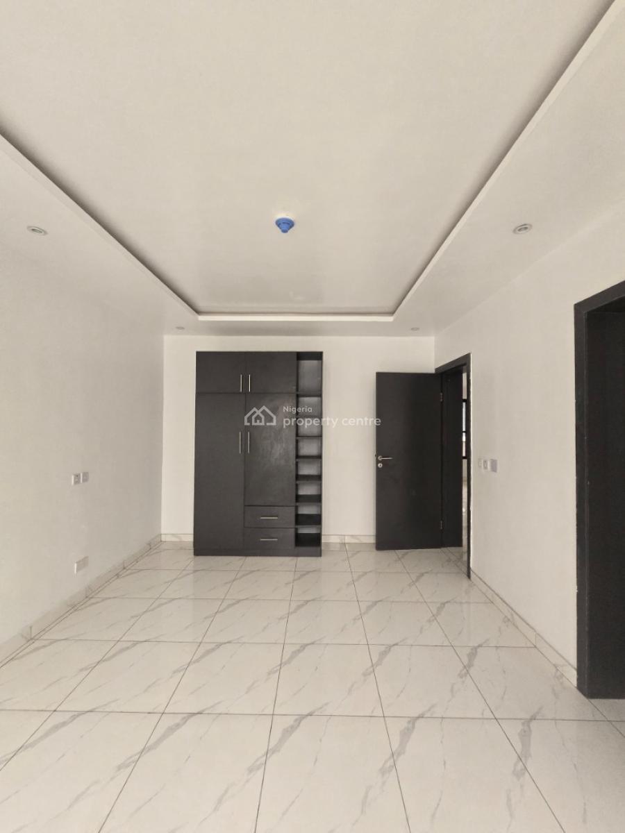 Exquisite Modern Designed Serviced 2 Bedroom Flat, Lekki Phase 1, Lekki, Lagos, Flat / Apartment for Sale