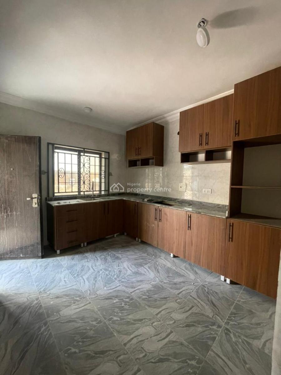 3 Bedroom Terrace Duplex with Bq, Ologolo, Lekki, Lagos, Terraced Duplex for Rent