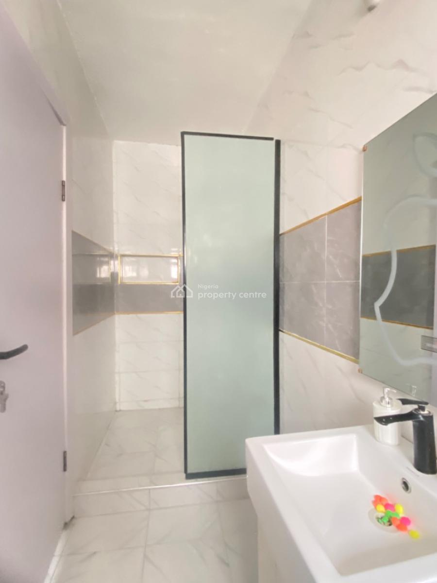 Exclusive Fully Serviced 2bedroom with Lift and Swimming Pool. Gas Po, Ikate, Ikate, Lekki, Lagos, Flat / Apartment for Rent