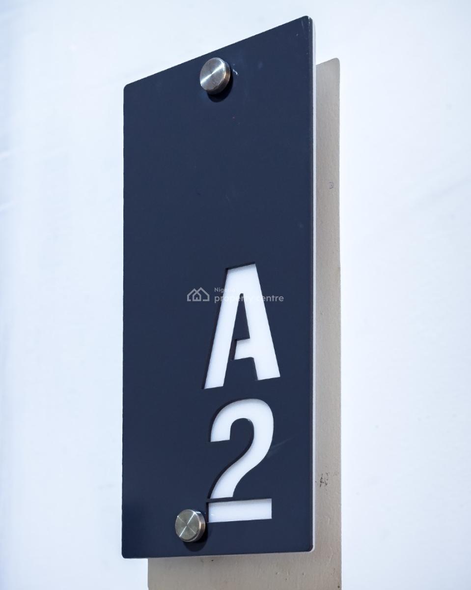 Fully Serviced 3bedroom Apartment with a Pool, Elevator, Central Gas S, Lekki Phase 1, Lekki, Lagos, Flat / Apartment for Sale