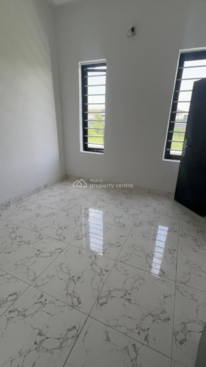 3 Bedrooms Terraced Duplex with Bq, Ajah, Lagos, Terraced Duplex for Sale