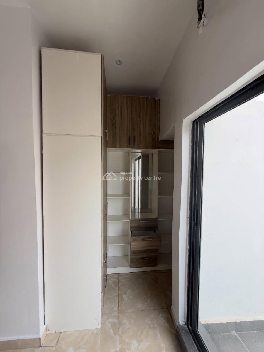 4 Bedroom Terrace with En-suite Rooms, Ikota, Lekki, Lagos, Terraced Duplex for Rent
