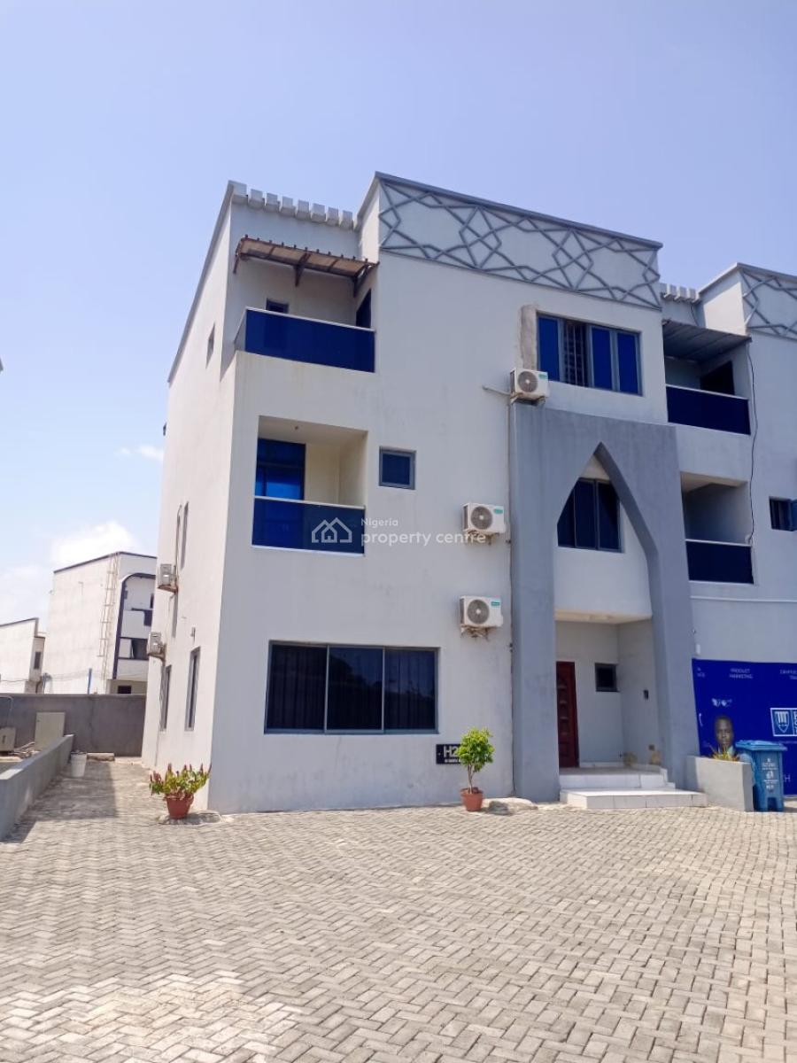 a Luxurious 4 Bedroom Terraced Duplex + Bq, De Castle Max Estate, Ajah, Lagos, Flat / Apartment for Sale