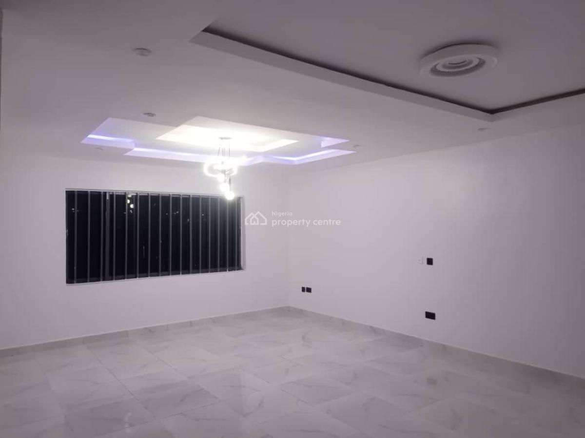 a Luxurious 4 Bedroom Terraced Duplex + Bq, De Castle Max Estate, Ajah, Lagos, Flat / Apartment for Sale