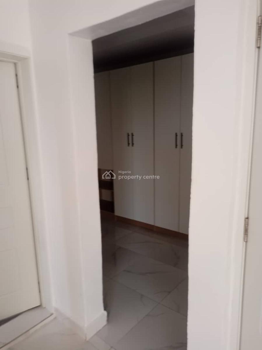 a Luxurious 4 Bedroom Terraced Duplex + Bq, De Castle Max Estate, Ajah, Lagos, Flat / Apartment for Sale