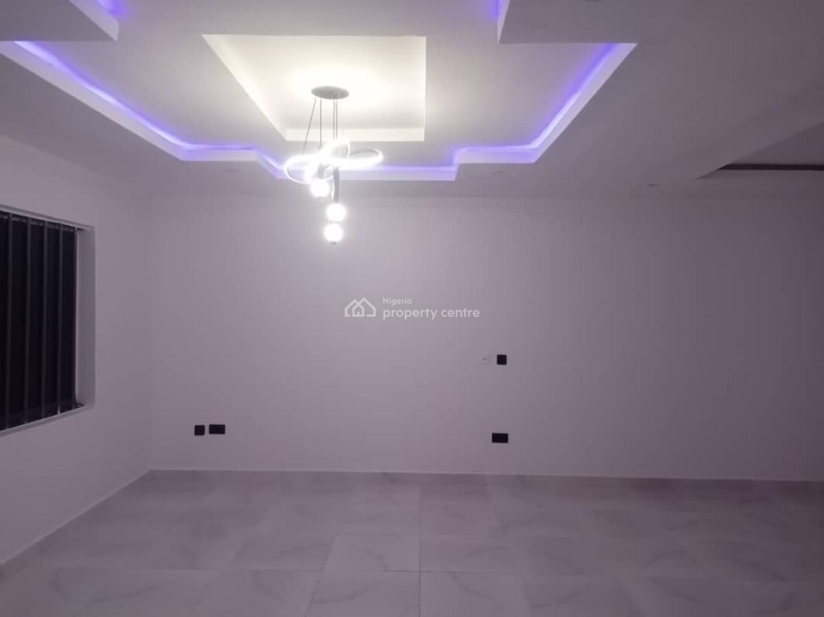 a Luxurious 4 Bedroom Terraced Duplex + Bq, De Castle Max Estate, Ajah, Lagos, Flat / Apartment for Sale