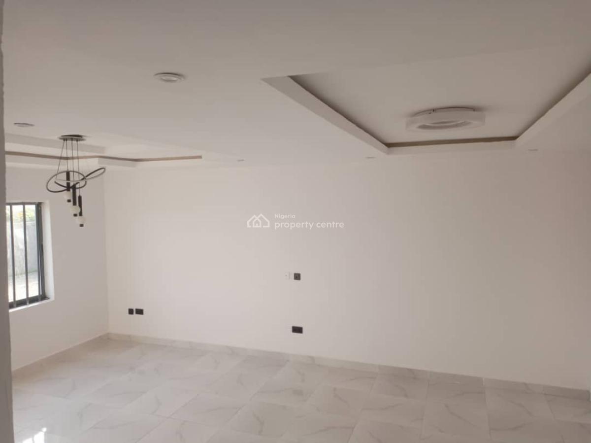 a Luxurious 4 Bedroom Terraced Duplex + Bq, De Castle Max Estate, Ajah, Lagos, Flat / Apartment for Sale
