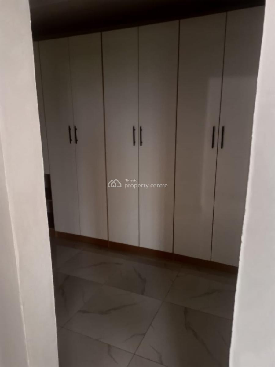 a Luxurious 4 Bedroom Terraced Duplex + Bq, De Castle Max Estate, Ajah, Lagos, Flat / Apartment for Sale
