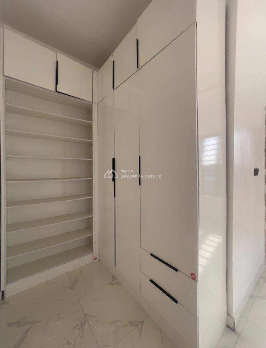 5 Bedrooms Fully Detached Duplex in a Gated Estate, By Blenco, Ajah, Lagos, Detached Duplex for Sale