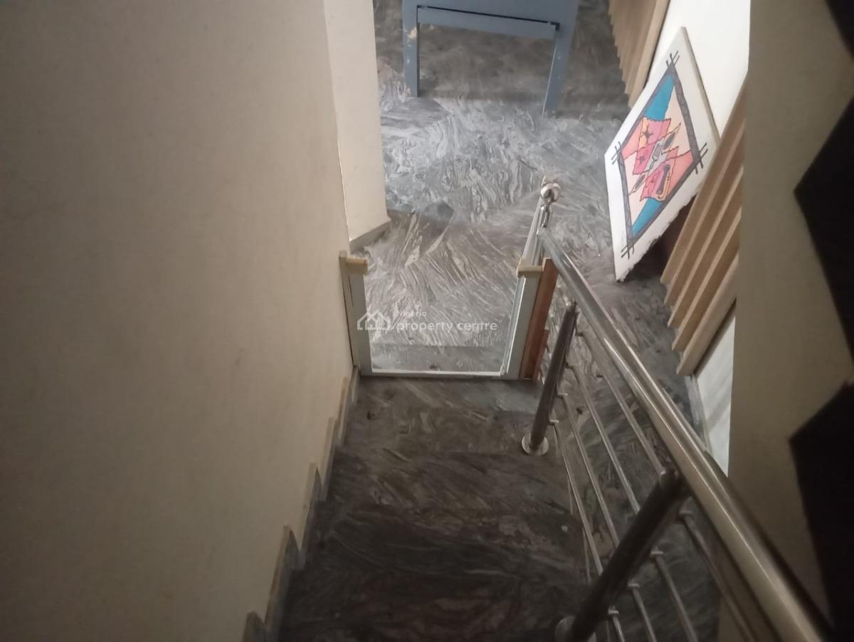 Spacious 4 Bedroom Duplex Residential Or Commercial Use, Private Compound, Lekki Phase 1, Lekki, Lagos, House for Rent