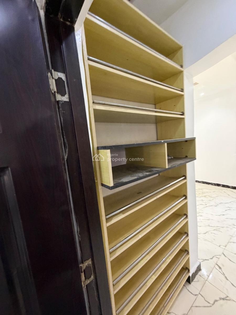 Standard One Bedroom Apartment, Asokoro District, Abuja, Flat / Apartment for Rent