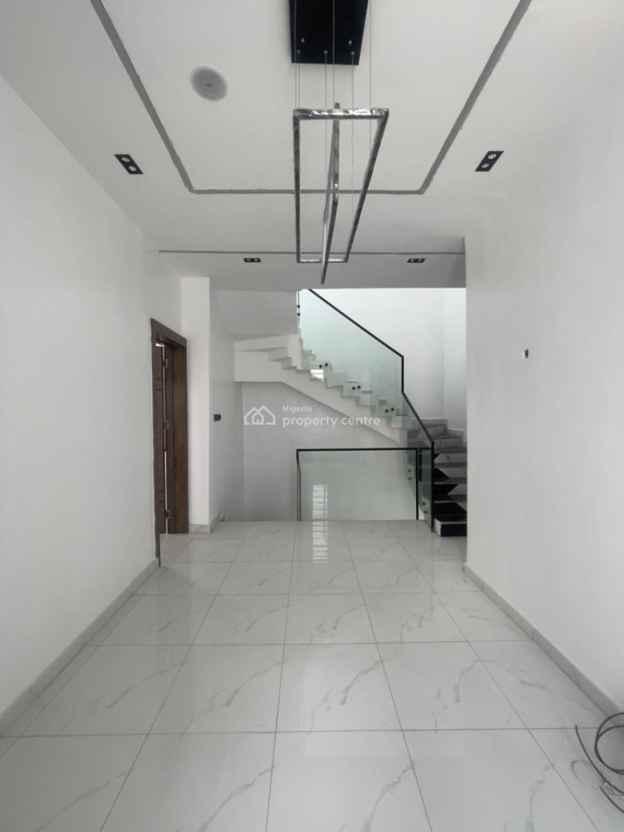 5 Bedroom Fully Detached Built on Two Floors, Chevron, Lekki Phase 2, Lekki, Lagos, Detached Duplex for Sale