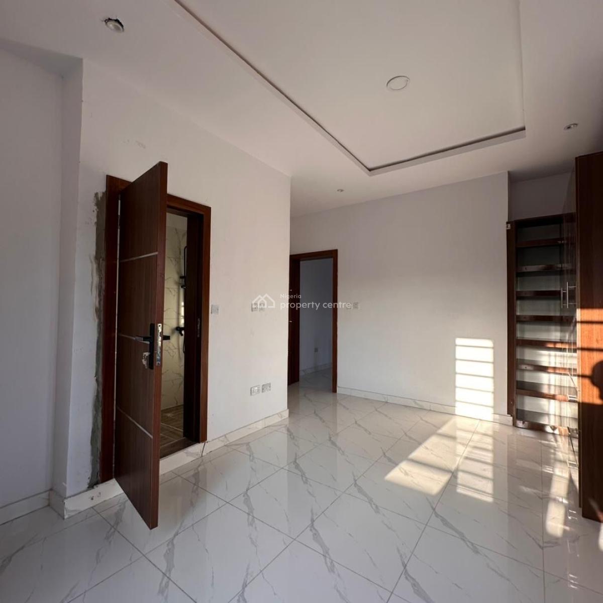 Gorgeous 3 Bedrooms Terraced Duplex, Mobil Road, Ajah, Lagos, Terraced Duplex for Sale