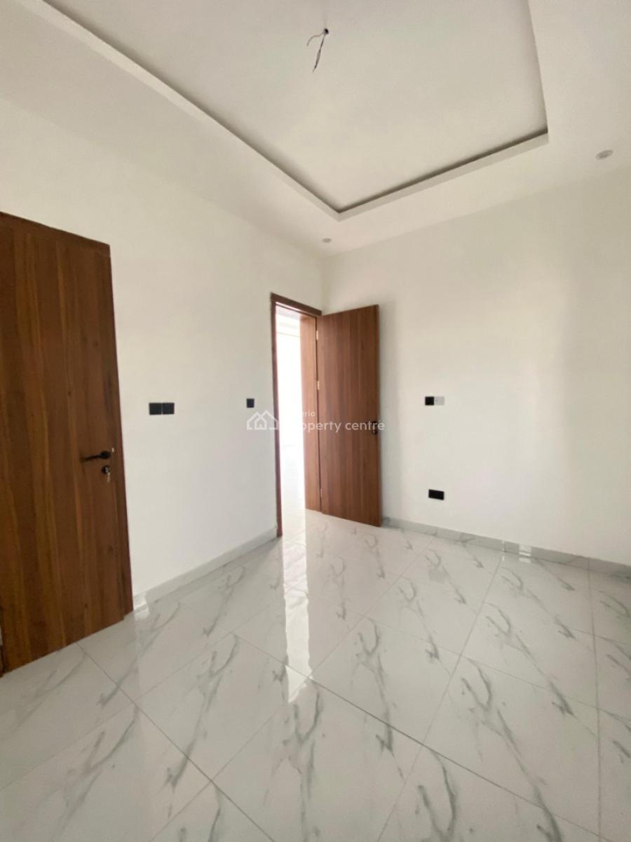 Luxury 3 Bedrooms Apartment with Gym, Swimming Pool, Ajah, Lagos, Flat / Apartment for Sale