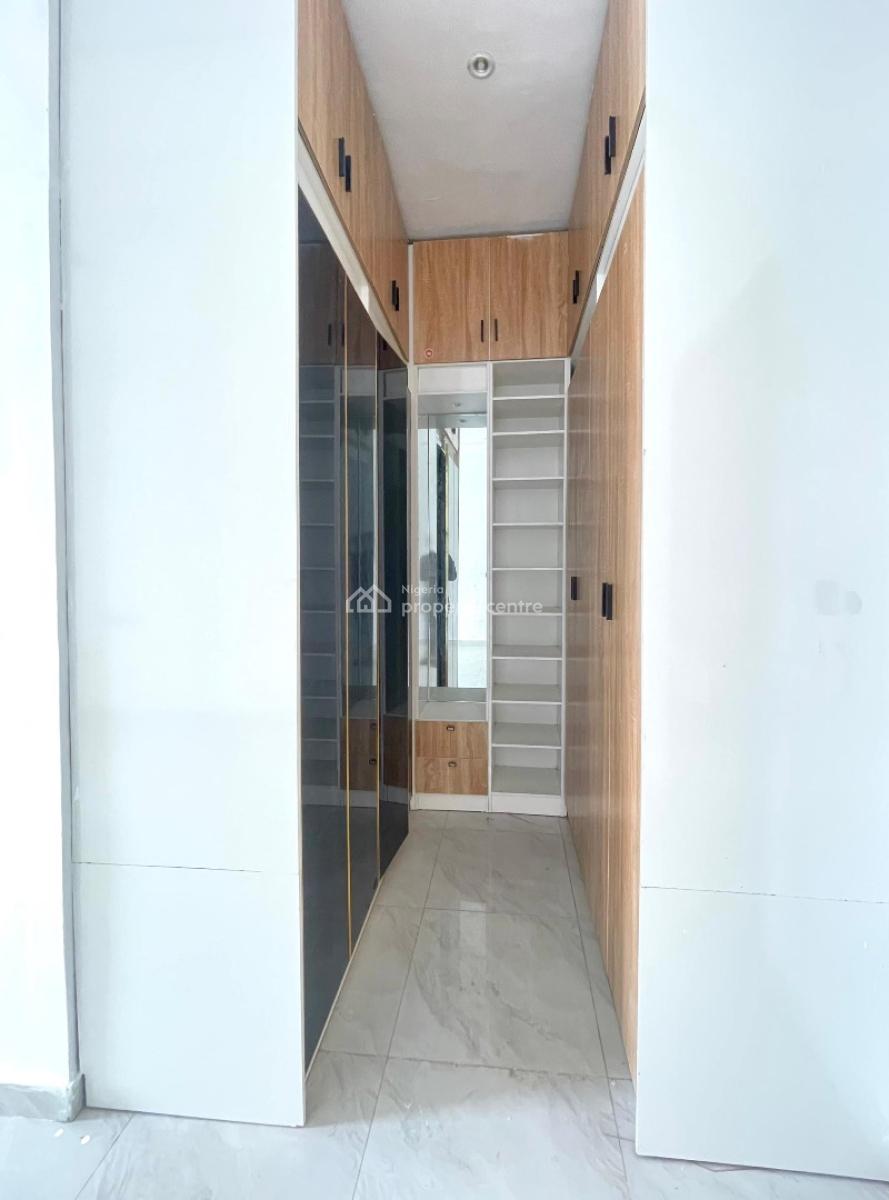 Self Compound 4 Bedrooms Terraced Home, Ikota, Lekki, Lagos, Terraced Duplex for Sale