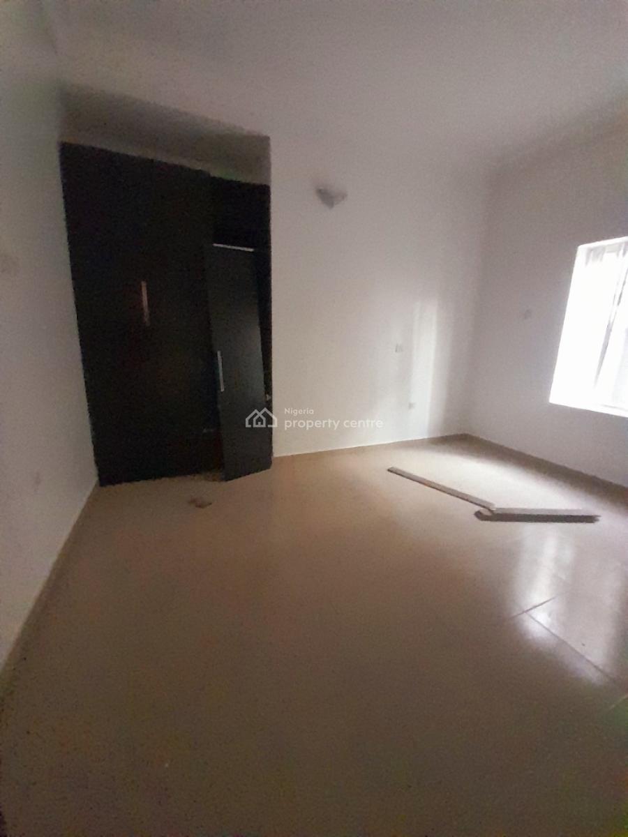 Spacious 3-bedroom Apartment for at Maroko, Off Mobi Road, Maroko, Off Mobi Road, Ajah, Lagos, Terraced Duplex for Rent