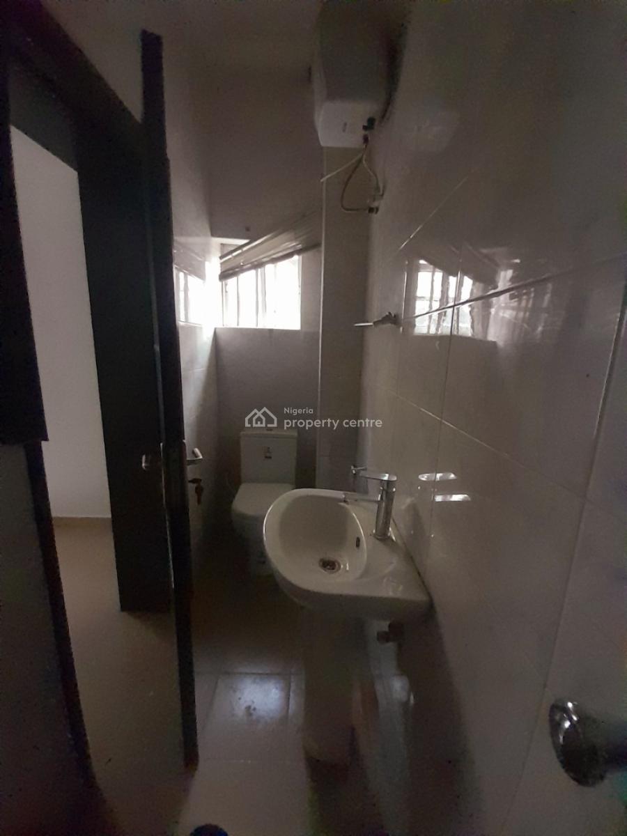 Spacious 3-bedroom Apartment for at Maroko, Off Mobi Road, Maroko, Off Mobi Road, Ajah, Lagos, Terraced Duplex for Rent