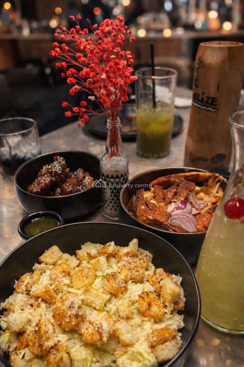 Eatery / Restaurant, Admiralty Way, Lekki Phase 1, Lekki, Lagos, Restaurant / Bar for Sale