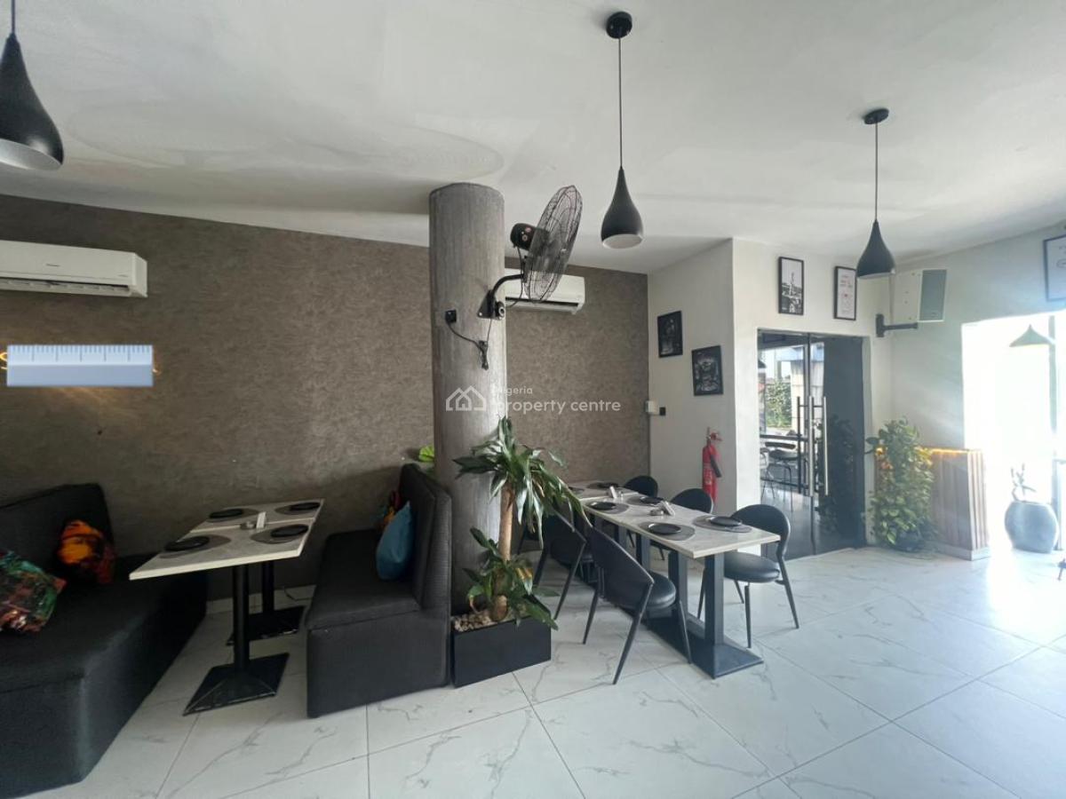 Eatery / Restaurant, Admiralty Way, Lekki Phase 1, Lekki, Lagos, Restaurant / Bar for Sale