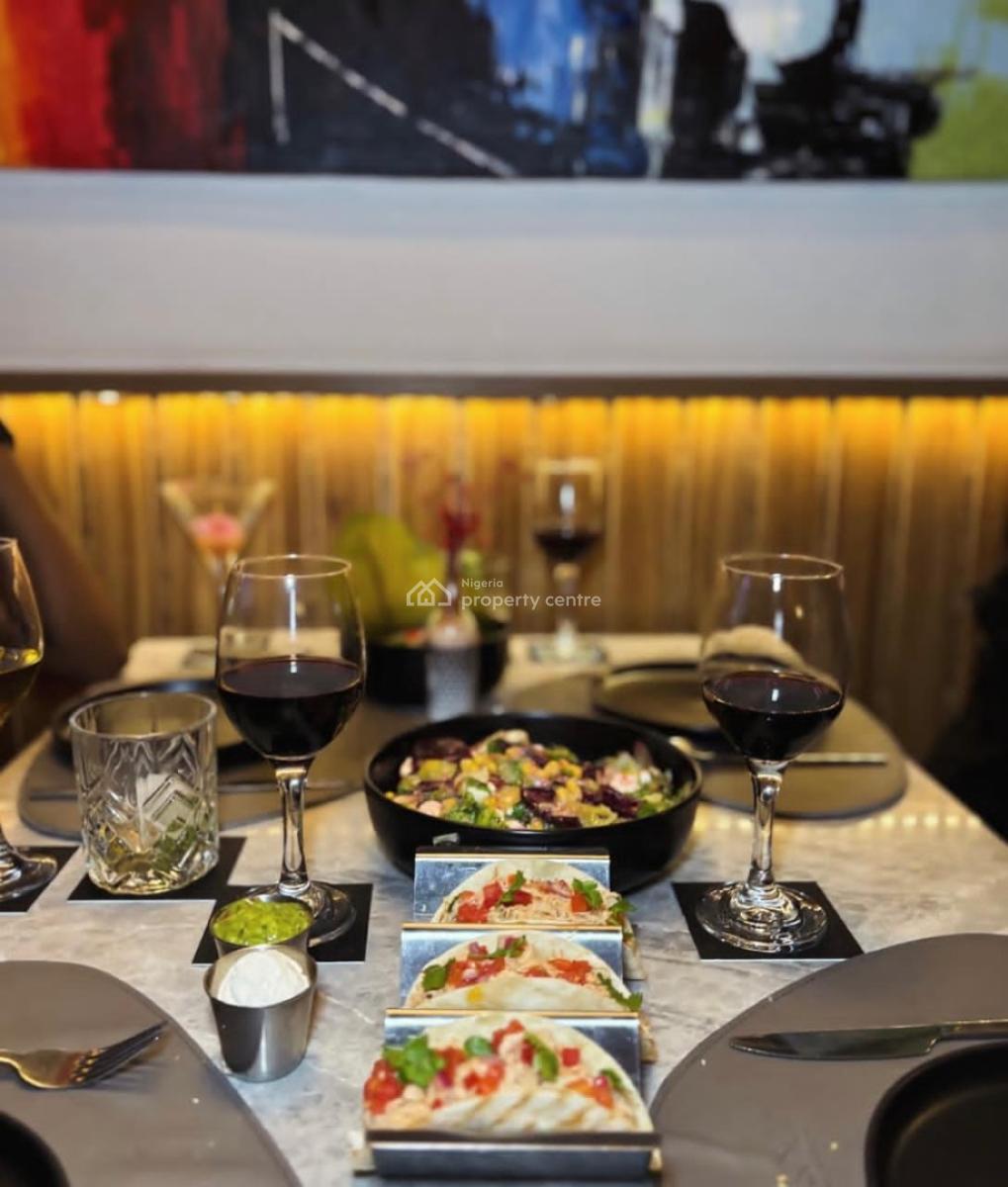 Eatery / Restaurant, Admiralty Way, Lekki Phase 1, Lekki, Lagos, Restaurant / Bar for Sale