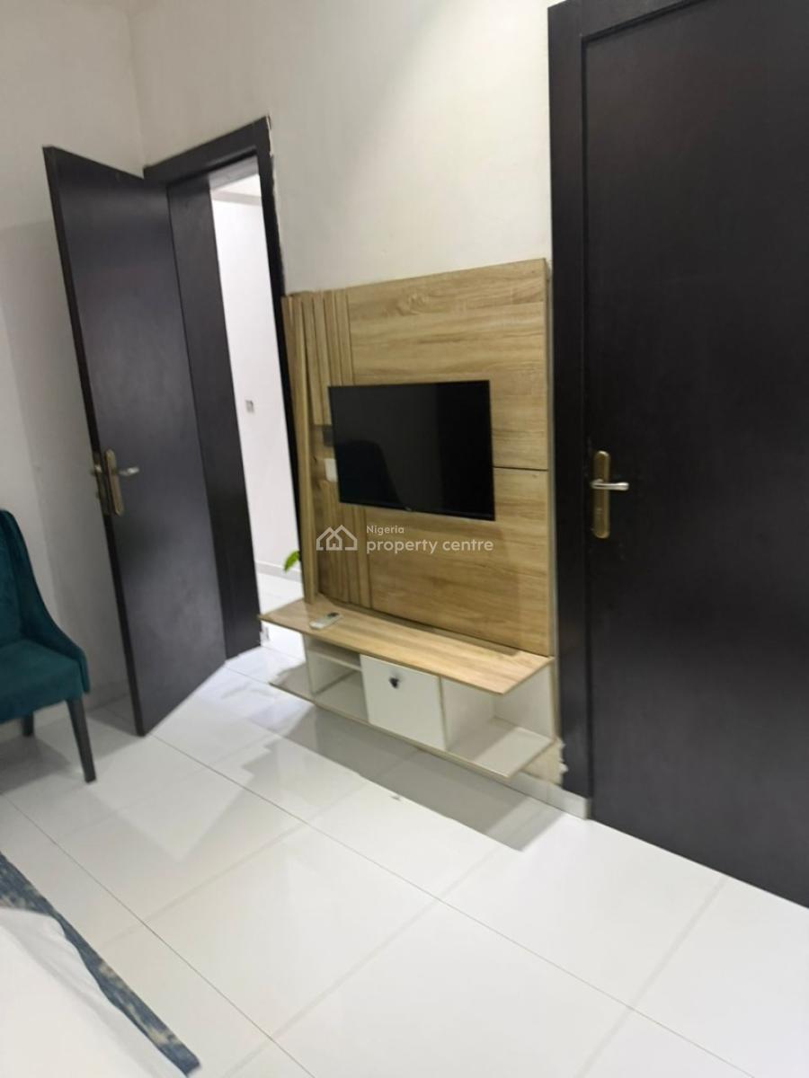 Fully Furnished 3 Bedroom Flat, Lekki Phase 1, Lekki, Lagos, Flat / Apartment for Rent
