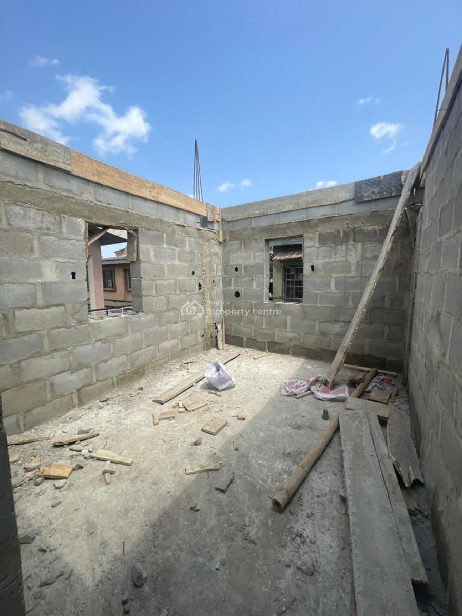 High-yield Apartments for Lease, 0ff Cole Street Via Olufemi By Ogunlana Drive, Surulere, Lagos, Mini Flat (room and Parlour) for Rent