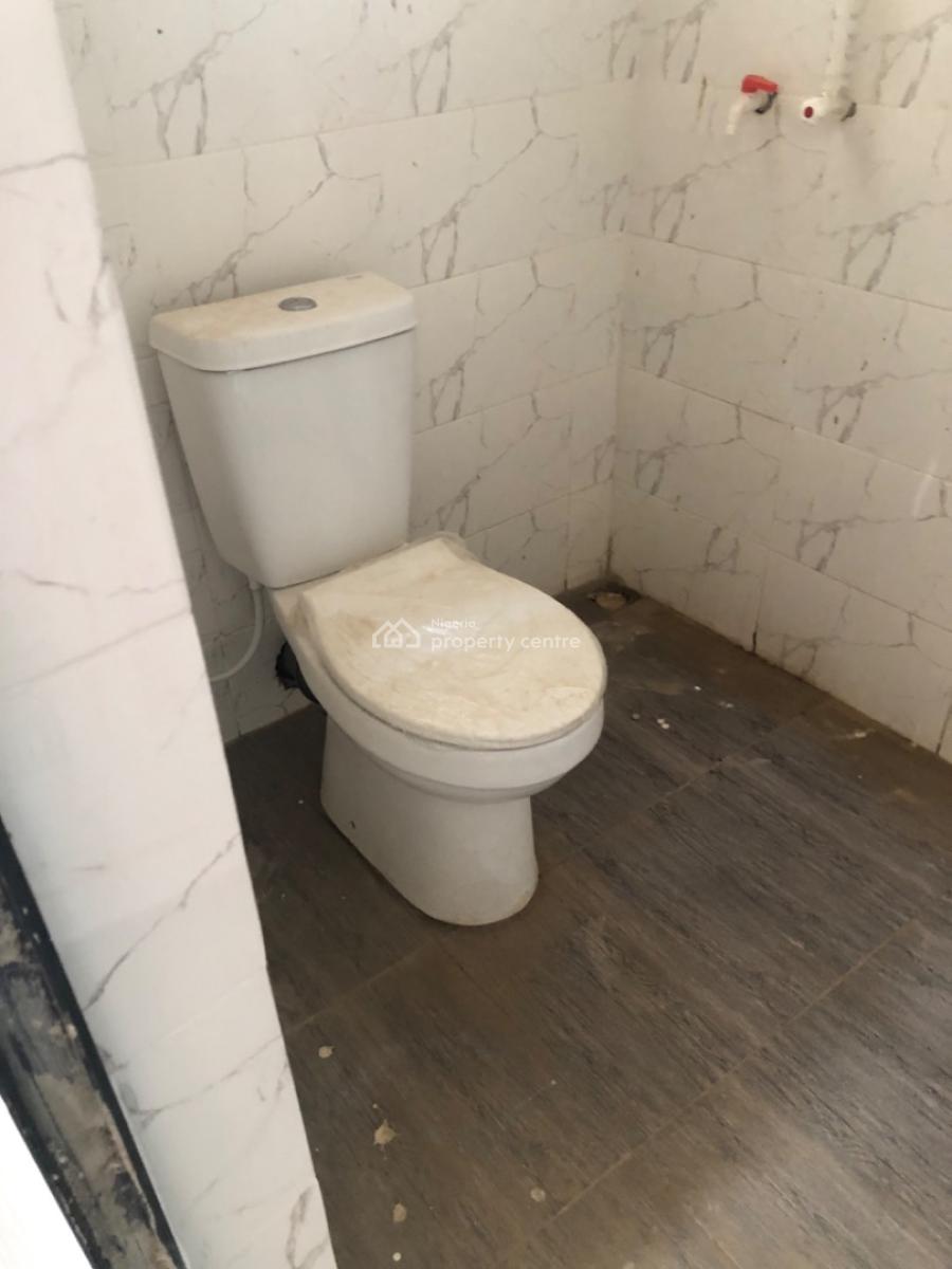 Nice 2 Bedroom in a Good Estate, Opp Ck 10, Magboro, Ogun, Flat / Apartment for Rent