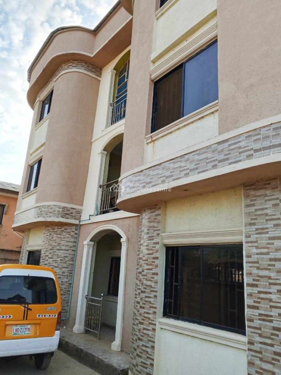 3 Bedroom Flat with Pop -- Downstairs, Gb Axis, Araromi Bus Stop, Lasu Igando Expressway, Akesan, Alimosho, Lagos, Flat / Apartment for Rent